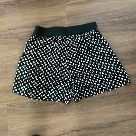 Final Touch Women Short Size Medium - Picture 2 of 3